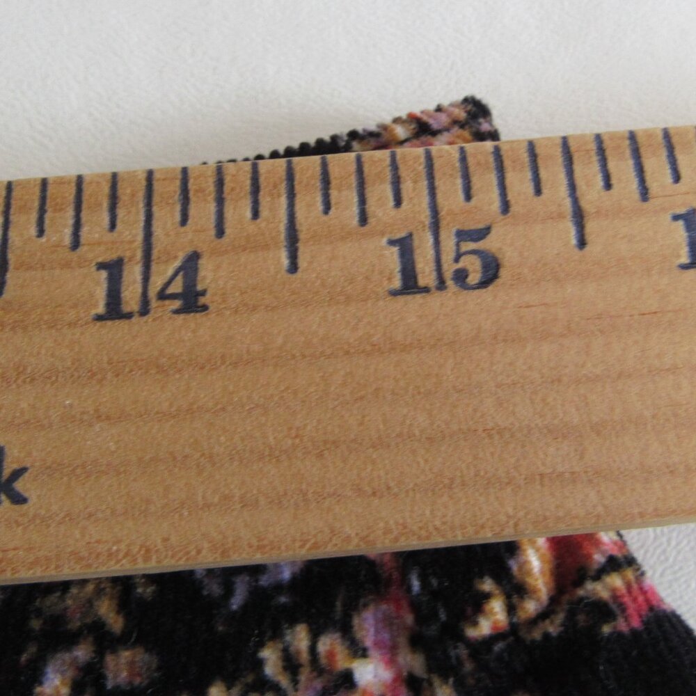 Womens Mossimo Black Floral Corduroy Skirt Size 8 - Picture 7 of 7